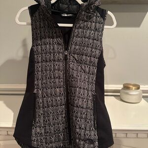 Black and Gray Hooded North Face Vest! Great condition